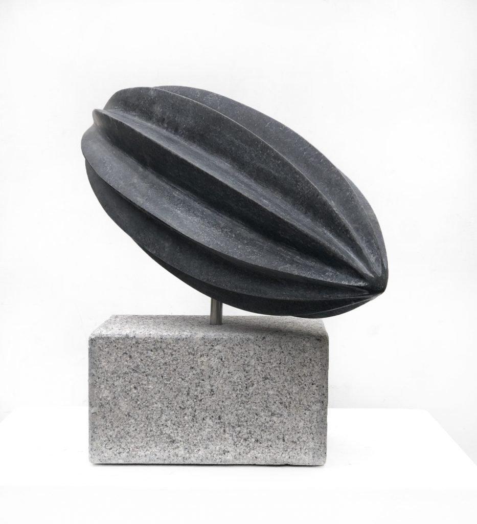 Svart manet, skulptur