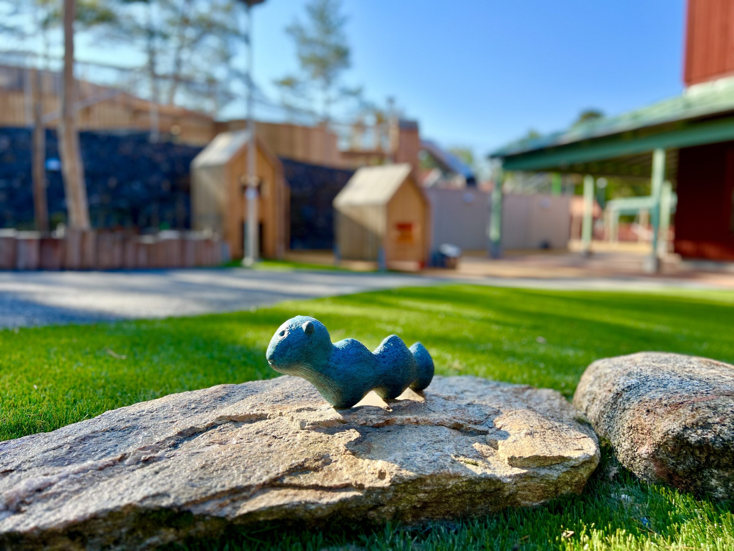 Skulptur på Hallernas Norra förskolas utegård